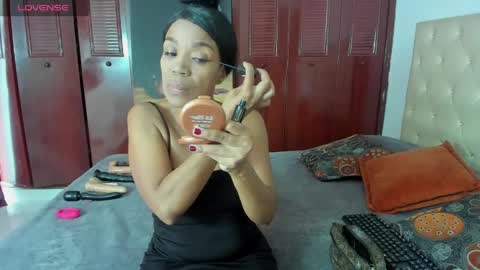 Snapshot of luissa_s1 chatting on May 2026 01:29:02 PM Luissa online show from May 2026 01:29:02 PM
