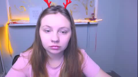 Snapshot of luizaheems_ chatting on December 2024 08:15:02 AM Luiza online show from December 2024 08:15:02 AM