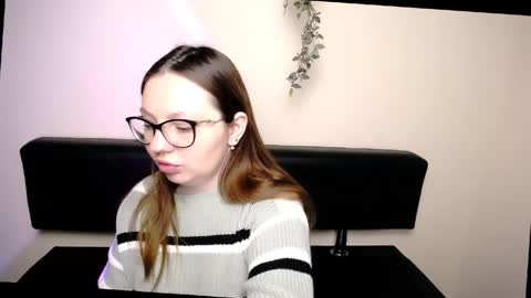 Luiza online show from April 2026 06:05:02 AM