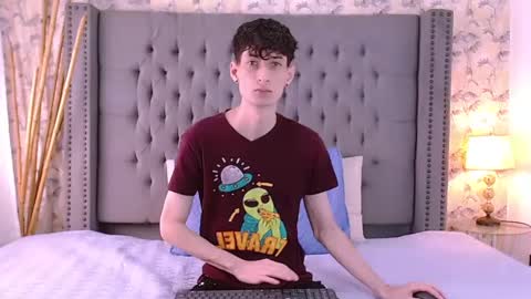 Snapshot of luke_carter chatting on September 2025 01:00:01 PM luke_carter online show from September 2025 01:00:01 PM