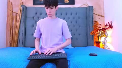 luke_carter online show from December 2025 01:06:01 PM