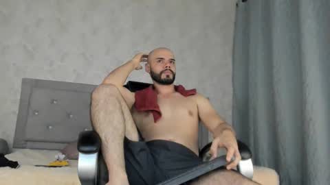 luke diaz7 online show from February 2025 03:40:01 AM