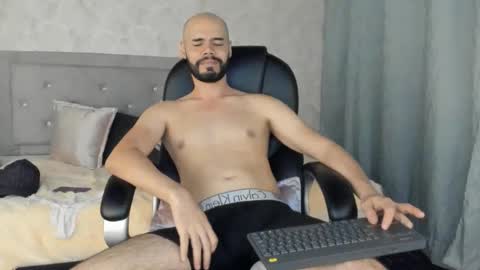 luke diaz7 online show from February 2025 12:58:02 AM