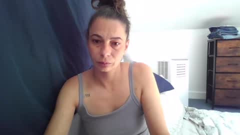 Snapshot of lukeandliz25 chatting on June 2026 06:32:02 PM DarkSideDuo69 online show from June 2026 06:32:02 PM