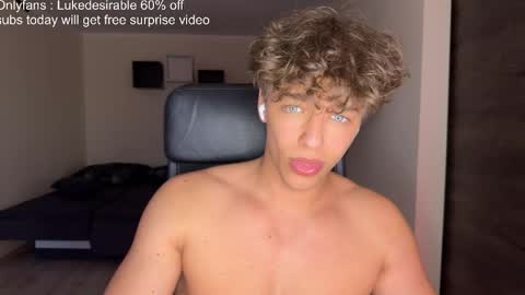 Snapshot of lukedesirable chatting on May 2026 06:48:02 PM lukedesirable online show from May 2026 06:48:02 PM