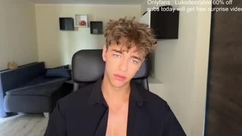 Snapshot of lukedesirable chatting on July 2026 07:34:01 AM lukedesirable online show from July 2026 07:34:01 AM
