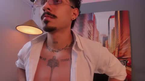 Luke Taylor online show from December 2025 10:42:01 AM