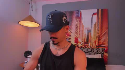 Luke Taylor online show from December 2025 04:41:02 AM