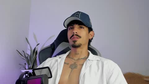 Luke Taylor online show from April 2026 12:47:02 PM