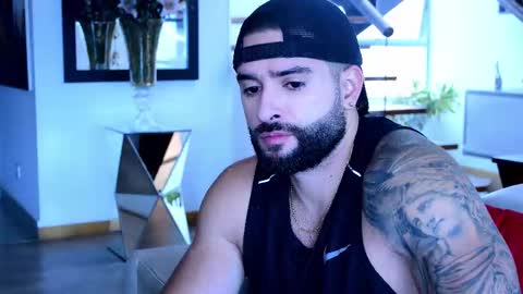 Lukhas f4f online show from November 2025 05:57:02 PM