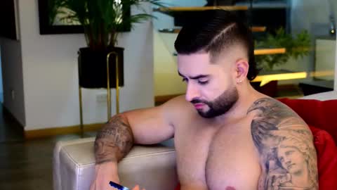 Lukhas f4f online show from November 2025 01:04:02 AM