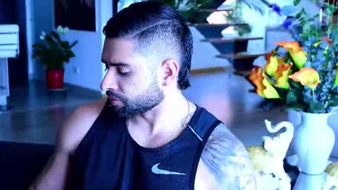 Lukhas f4f online show from March 2026 06:56:02 PM