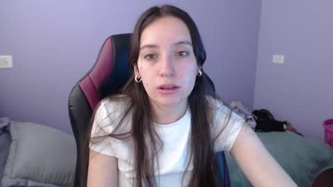 Vicky online show from October 2025 02:29:01 PM