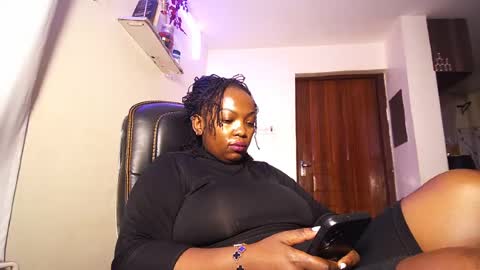 Snapshot of lulu_sparks1 chatting on July 2026 06:16:02 AM lulu_sparks1 online show from July 2026 06:16:02 AM