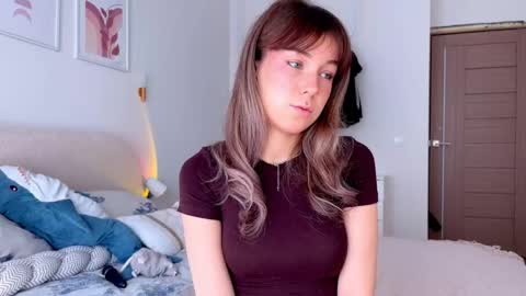 Snapshot of luluberryx chatting on May 2026 02:20:02 AM lulu berry online show from May 2026 02:20:02 AM