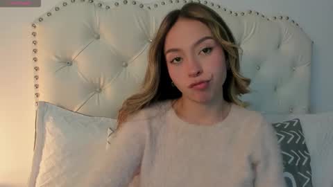 Snapshot of luluuberry chatting on March 2026 06:33:01 PM luluuberry online show from March 2026 06:33:01 PM