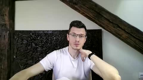 Andrew independent model 2000-0000 CET daily online show from April 2026 02:07:01 PM