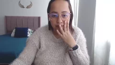 LUMI     online show from January 2025 04:25:01 PM