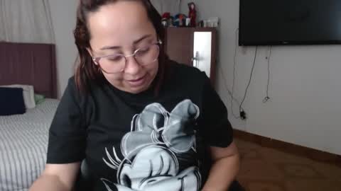 LUMI     online show from February 2025 12:36:02 AM