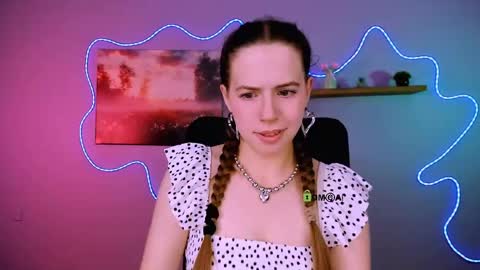 Snapshot of lumi_soft chatting on May 2026 07:26:02 AM Sweet Lumi online show from May 2026 07:26:02 AM