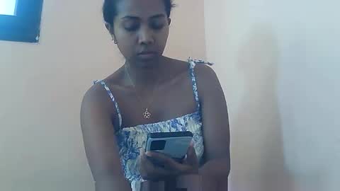 Luna online show from April 2026 07:03:01 AM