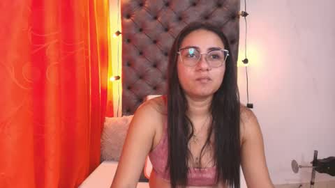 Luna  online show from January 2026 02:22:01 PM