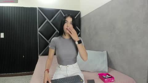 Snapshot of luna__02 chatting on July 2026 12:20:02 PM Luna online show from July 2026 12:20:02 PM