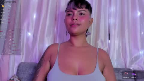 Snapshot of luna__cute chatting on January 2025 04:30:02 AM Luna online show from January 2025 04:30:02 AM