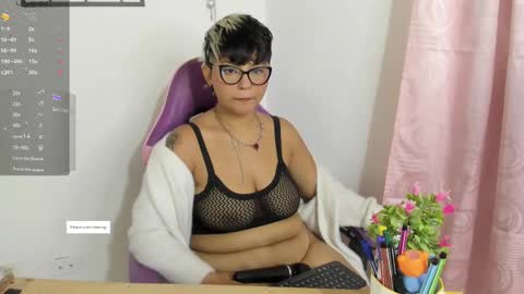 Snapshot of luna__cute chatting on October 2025 11:27:01 PM Luna online show from October 2025 11:27:01 PM