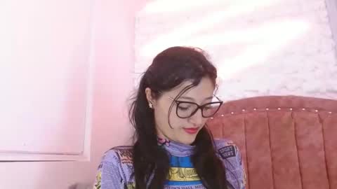 Snapshot of luna_azul_15 chatting on January 2025 01:31:02 PM dalia online show from January 2025 01:31:02 PM