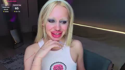 luna_beverly online show from July 2026 08:37:01 PM