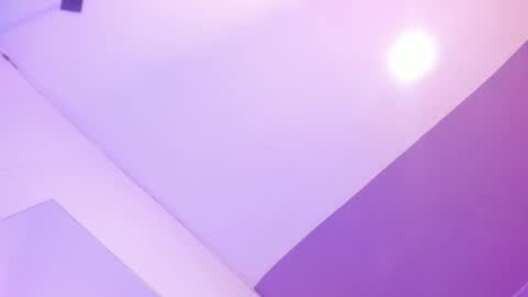 luna_bradley_ online show from February 2026 12:30:01 PM