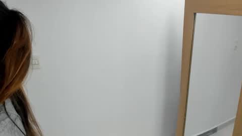 luna  online show from March 2025 08:00:01 AM