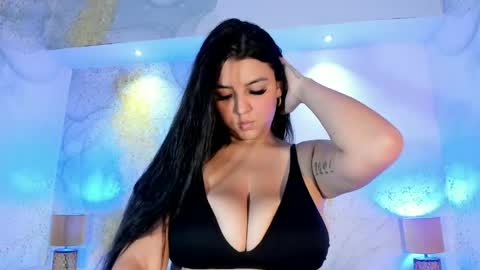 Snapshot of luna_ferrari chatting on June 2026 02:33:01 PM luna_ferrari online show from June 2026 02:33:01 PM