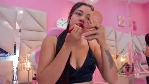 luna_hix online show from July 2026 12:12:02 PM