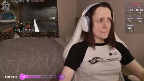 luna_loveeee online show from January 2026 04:06:01 AM