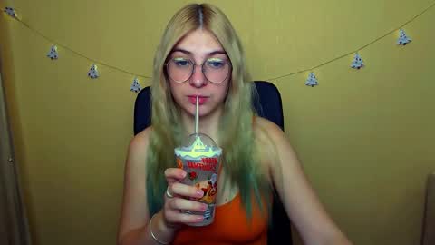 Luna online show from December 2024 09:29:02 AM