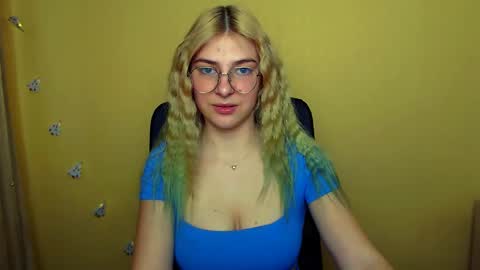 Luna online show from December 2024 11:28:01 AM