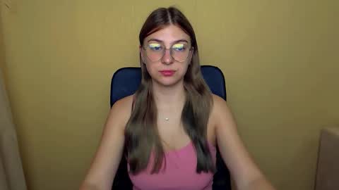 Luna online show from September 2025 08:14:02 AM