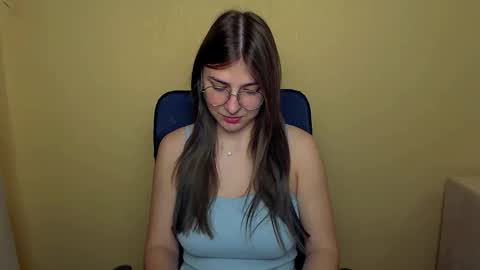 Luna online show from October 2025 09:07:02 AM