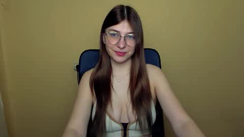 Luna online show from March 2026 08:11:02 AM