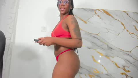 Snapshot of luna_marron chatting on May 2026 10:08:02 PM Luna online show from May 2026 10:08:02 PM