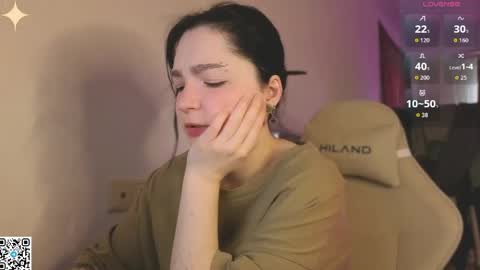 Snapshot of luna_moon13 chatting on April 2026 01:06:01 AM Luna online show from April 2026 01:06:01 AM