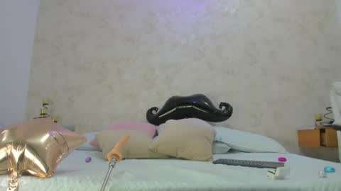 Luna online show from March 2026 12:10:02 PM