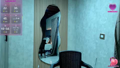 luna_sophya online show from September 2025 11:32:02 AM