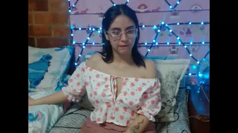 luna_vixxen online show from March 2026 05:46:02 AM