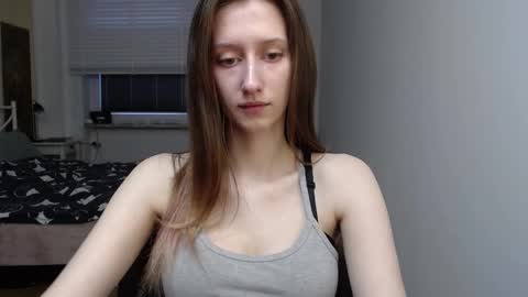 L U N A  online show from February 2026 07:02:02 AM