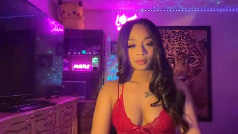 Snapshot of lunaa_11 chatting on June 2026 07:40:01 AM lunaa_11 online show from June 2026 07:40:01 AM