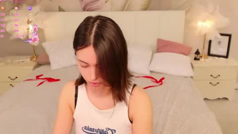 Luna online show from April 2026 02:40:02 PM