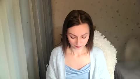 lunaa_bluee online show from December 2025 12:07:01 AM